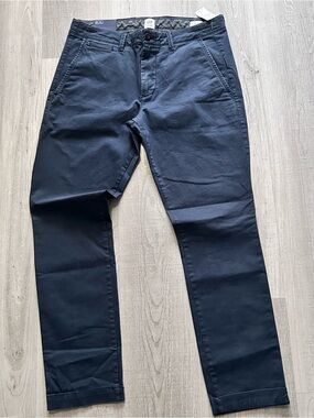 GAP MENS KHAKI PANTS